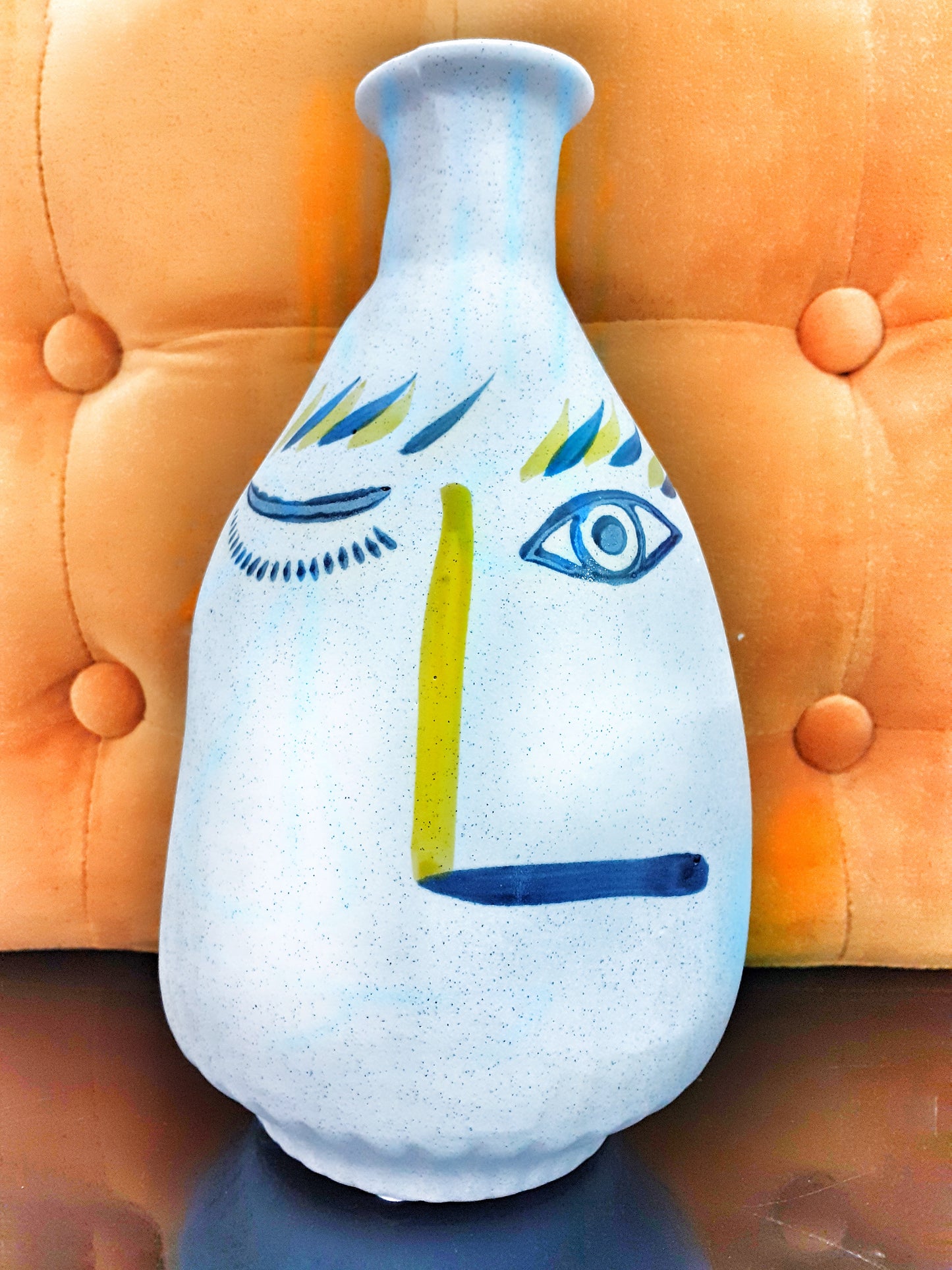 Vaso artistico "Occhiolino" in terracotta